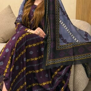 ثوب أرجواني مصنوع من القطن بتصميم جميل مطبوع، مزود بشيلة مطابقة مخيط على الطراز الظفاري والجلابية
