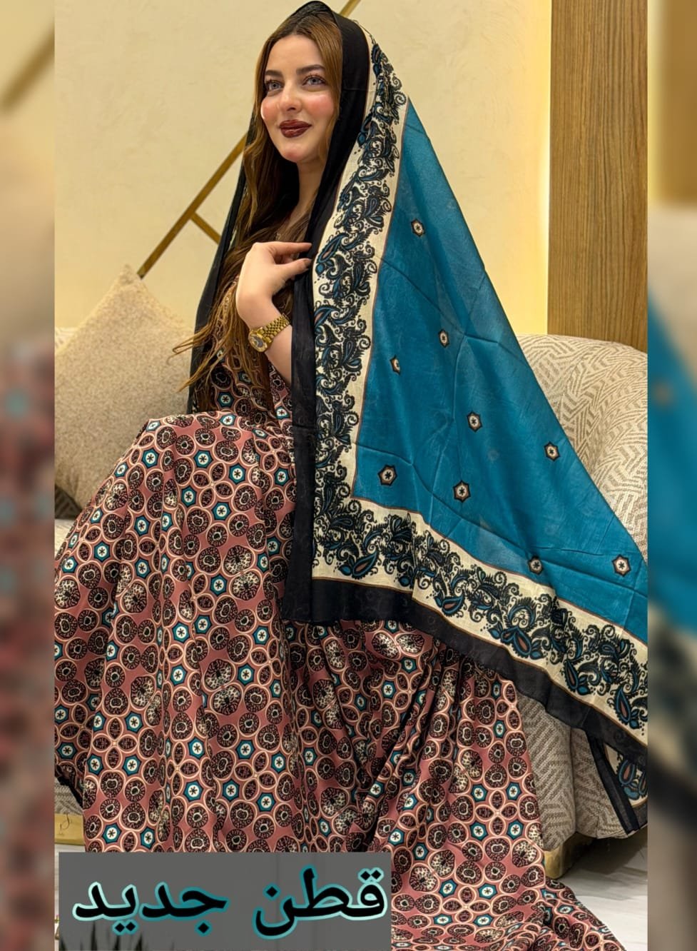 جلابية قطنية جميلة مع شيلة متناسقة