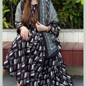 جلابية قطنية جميلة مع شيلة متناسقة